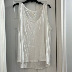 Lilly Pulitzer tank top. Size XL. Lightly worn.